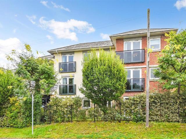 House for sale in Barton Stacey, Hampshire