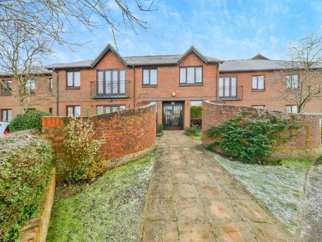 House for sale in St Albans, Five Acres