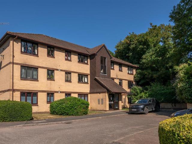 House for sale in Red Hill, Surrey