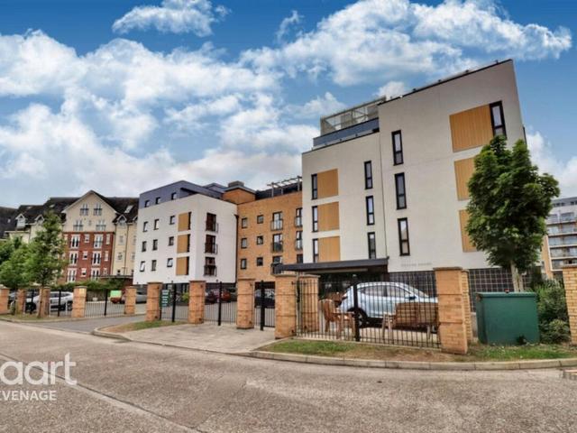 House for sale in Old Town, Shephall