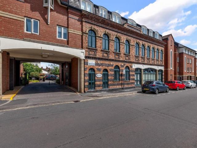 House for sale in Sydenham, Green Close
