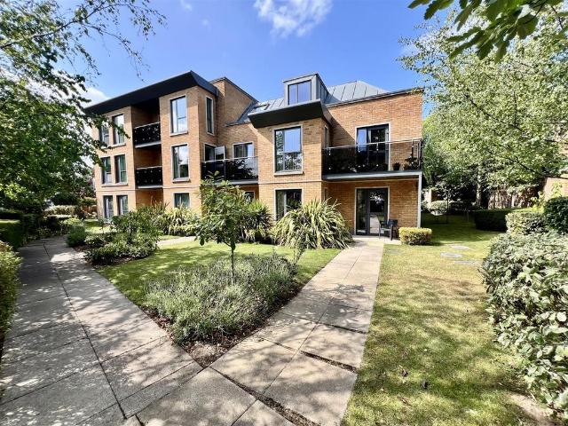 House for sale in Shirley, West Midlands