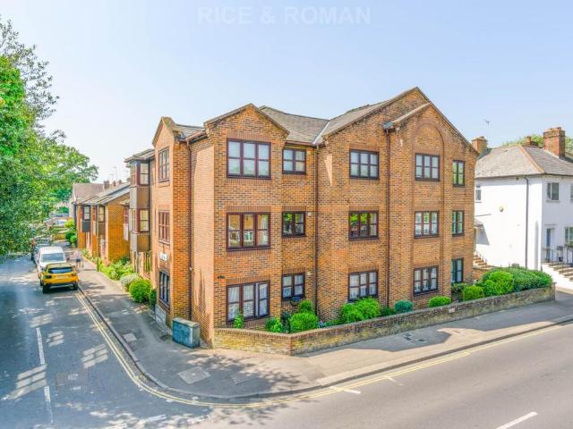 House for sale in Row Town, Surrey