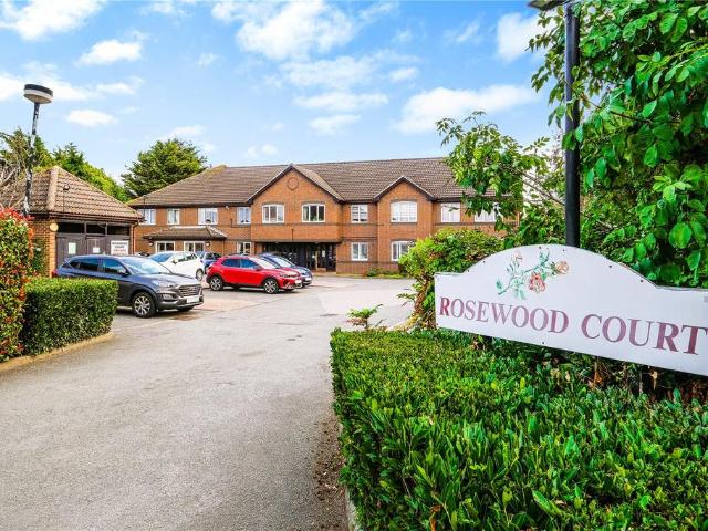 House for sale in Little Heath, Greater London