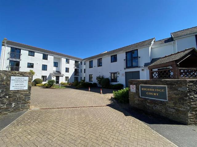 House for sale in Colebrook Village, Mount Wise