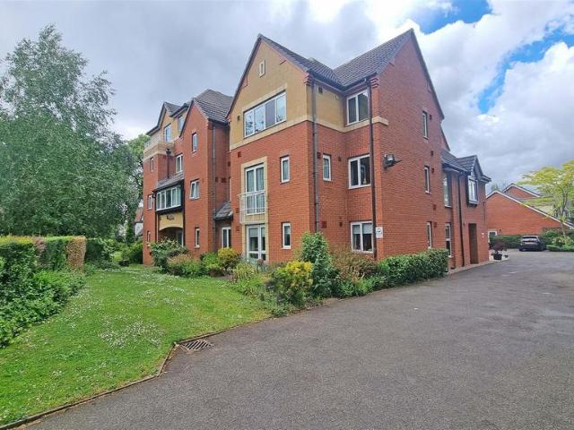 House for sale in Wake Green, West Midlands