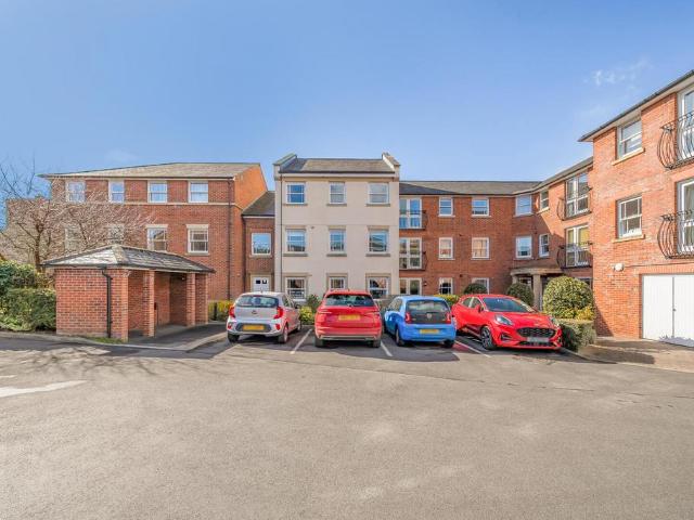 House for sale in Devizes, Wiltshire