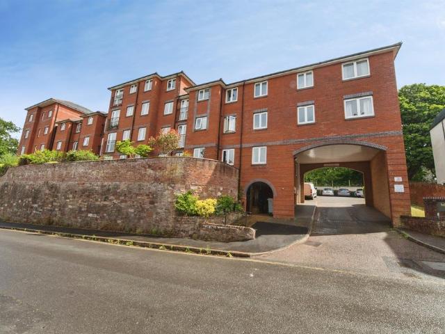 House for sale in Watergate, Devon