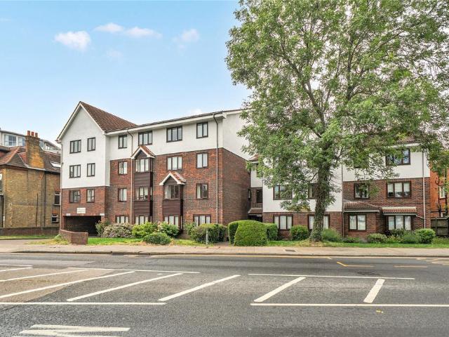 House for sale in Elmers End, Greater London