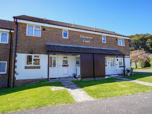 House for sale in Cooden, Heathlands