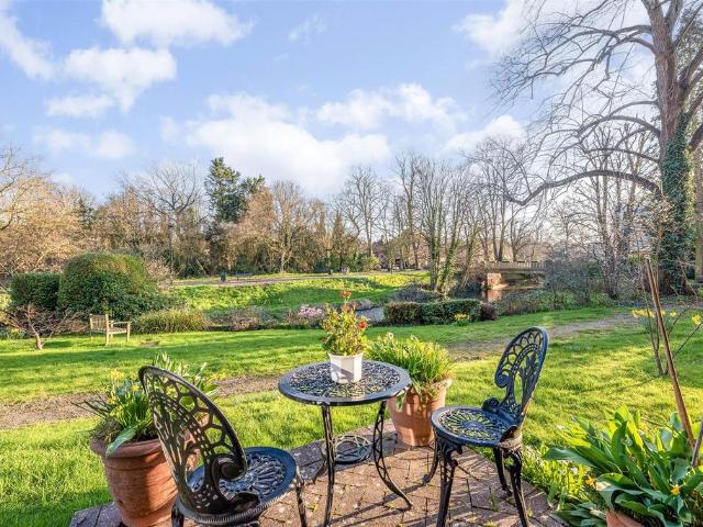 House for sale in Fairfield, Waverley
