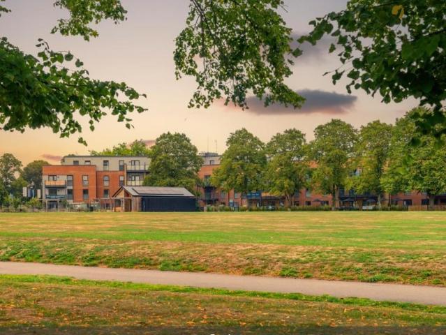 House for sale in Chichester, Littlecote