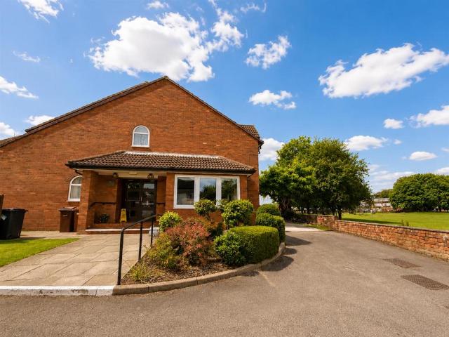 House for sale in Heswall, Wirral