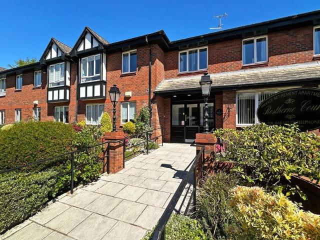 House for sale in Trafford Park, Greater Manchester