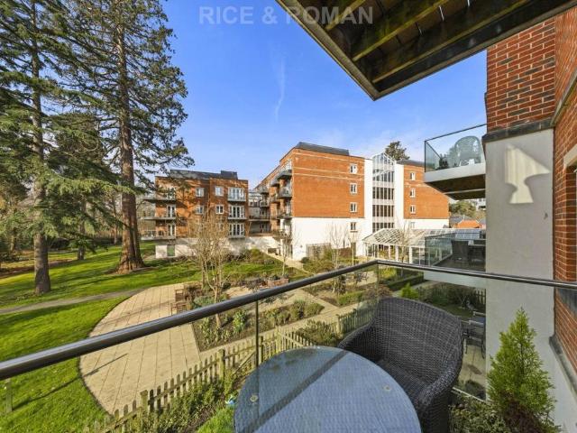 House for sale in Sunninghill and Ascot, Sunningdale