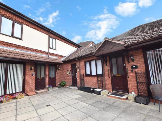 House for sale in Scartho, Greater Lincolnshire