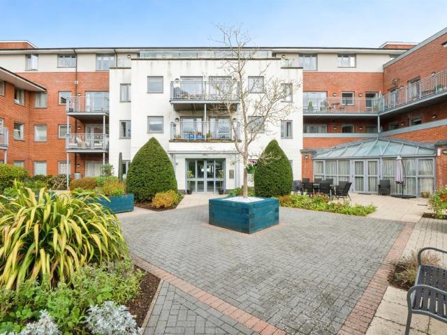 House for sale in Eastleigh, Helford