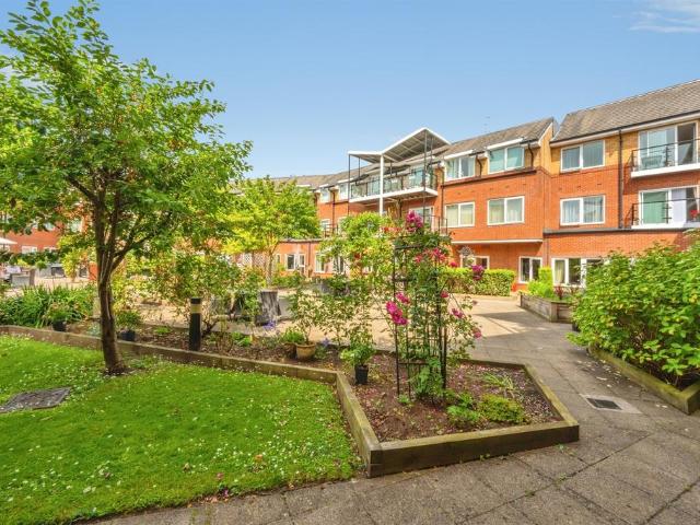 House for sale in Lichfield, Boley Park