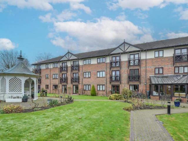 House for sale in Navestock Side, Essex