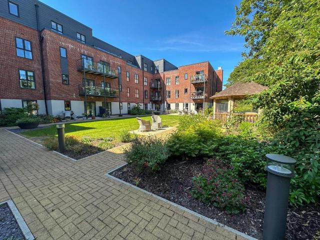 House for sale in Cheadle, Greater Manchester