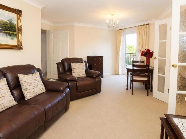 House for sale in West Ewell, Ewell