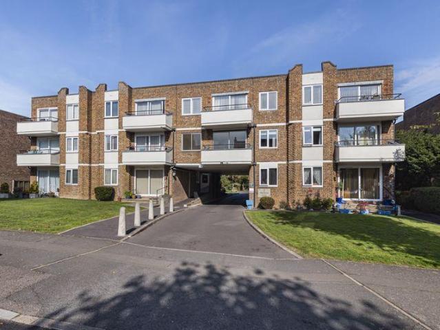 House for sale in London Borough of Bexley, Greater London