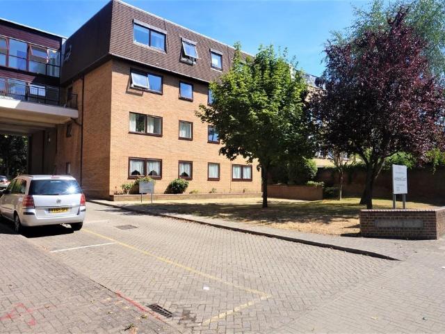 House for sale in Widmore, Greater London