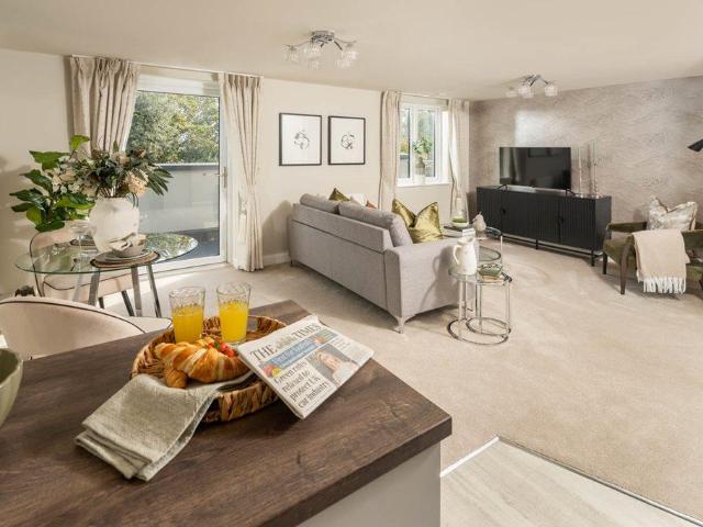 House for sale in Bromstone, Acol
