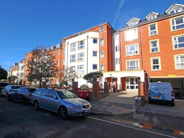 House for sale in Eastbourne, East Sussex