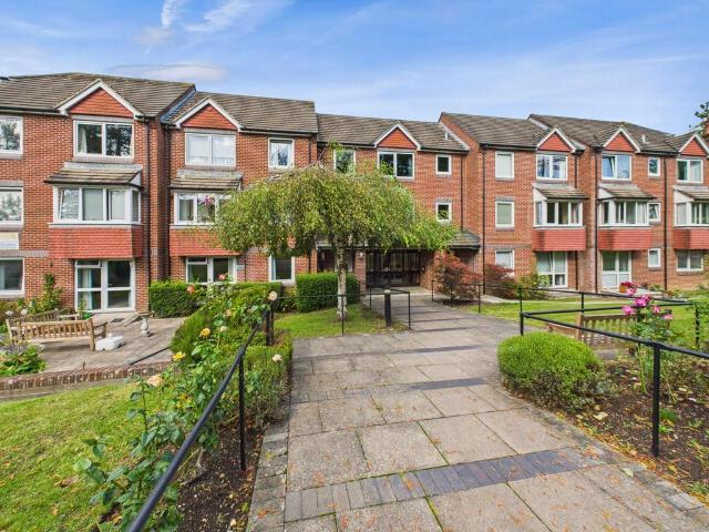 House for sale in Perryfields, West Sussex