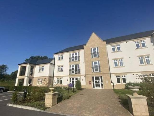 House for sale in Froggatt, East Midlands
