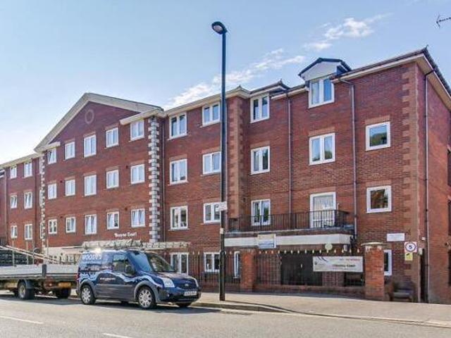 House for sale in Hillview, Surrey