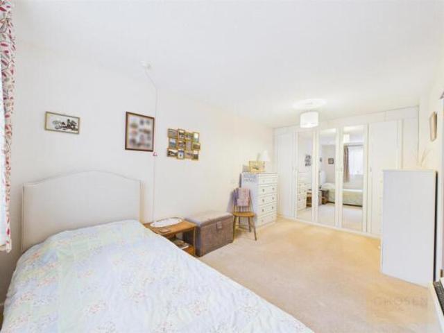 House for sale in Churchdown, Tewkesbury