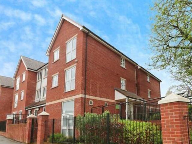 House for sale in Camp Hill, Warwickshire