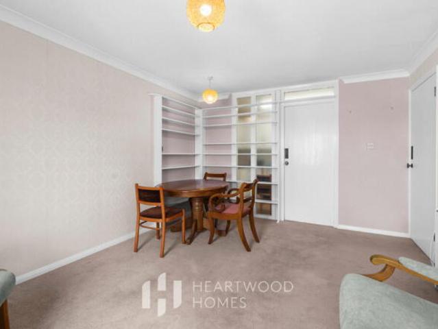 House for sale in Five Acres, Hertfordshire