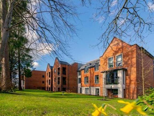 House for sale in Crowthorne