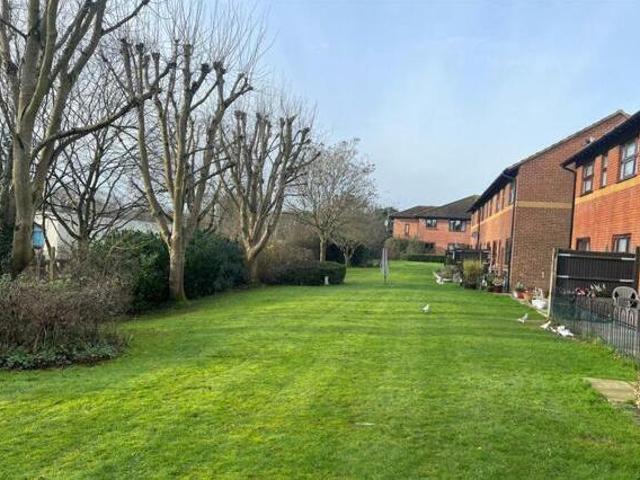 House for sale in Batchworth, Hertfordshire