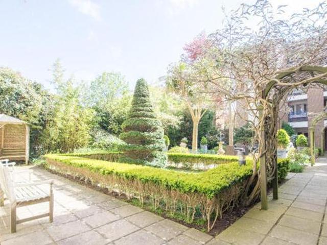 House for sale in Upperton, Eastbourne