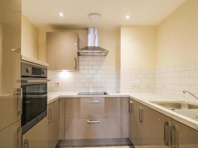House for sale in Farnborough, Hampshire