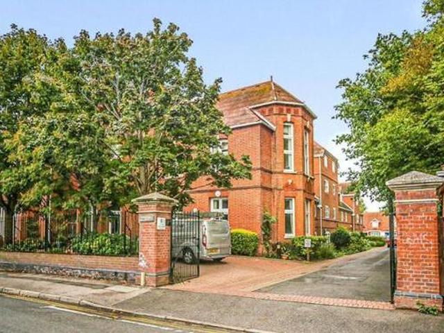 House for sale in Preston, Oad Street