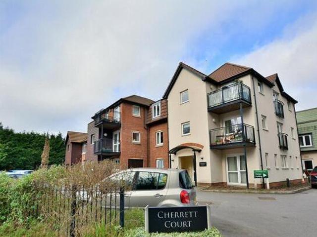 House for sale in Tricketts Cross, Ferndown