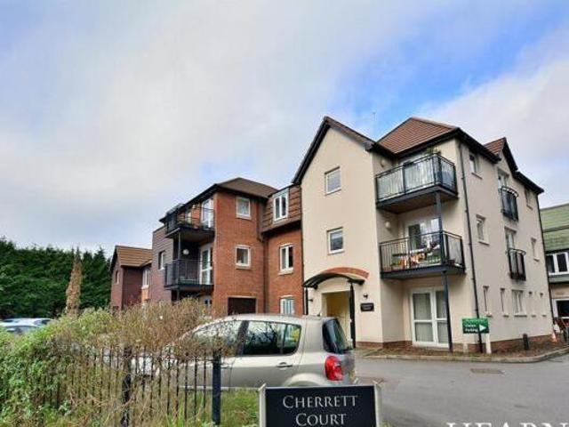 House for sale in Tricketts Cross, Ferndown
