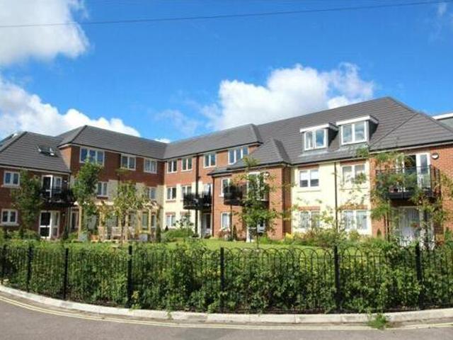 House for sale in Church Crookham, Hart