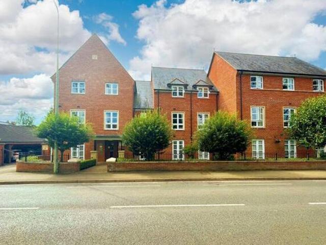 House for sale in Caldecott, Dromore