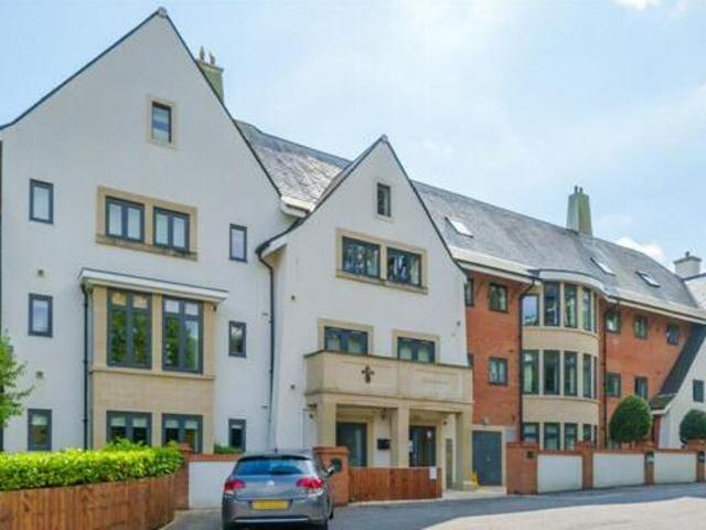 House for sale in Perryfields, West Sussex