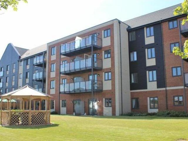 House for sale in Hart, Hampshire