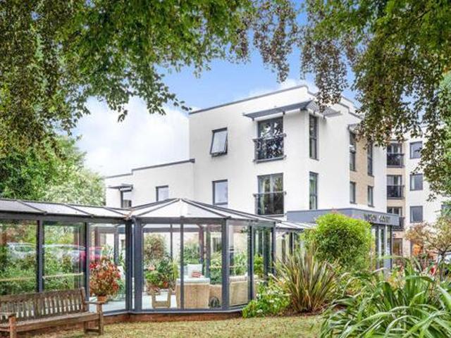 House for sale in Abbey End, Green Close