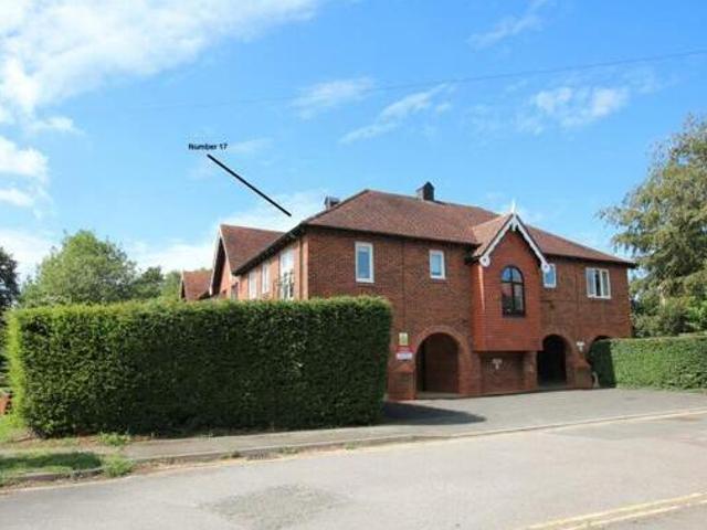 House for sale in Pachesham Park, Surrey