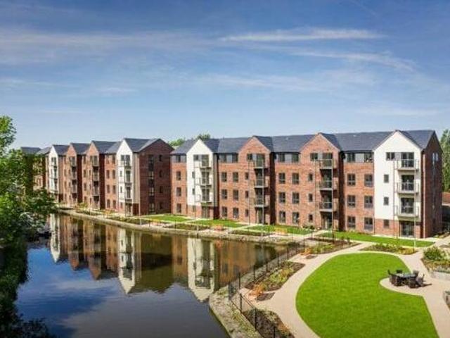 House for sale in Hurdsfield, Macclesfield