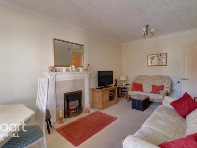 House for sale in Biggin Hill, Greater London